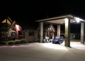 Trade Winds Motel hotel thumbnail 2