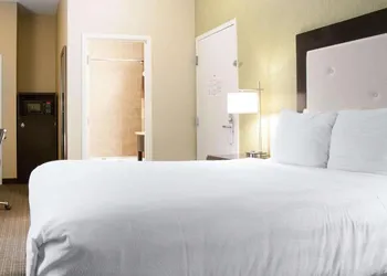 enVision Hotel Boston-Longwood hotel thumbnail 7
