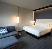 Courtyard by Marriott Charlotte Waverly hotel detail image 3