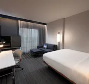 Courtyard by Marriott Charlotte Waverly hotel detail image 4