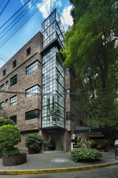 FlowSuites Polanco hotel detail image 2
