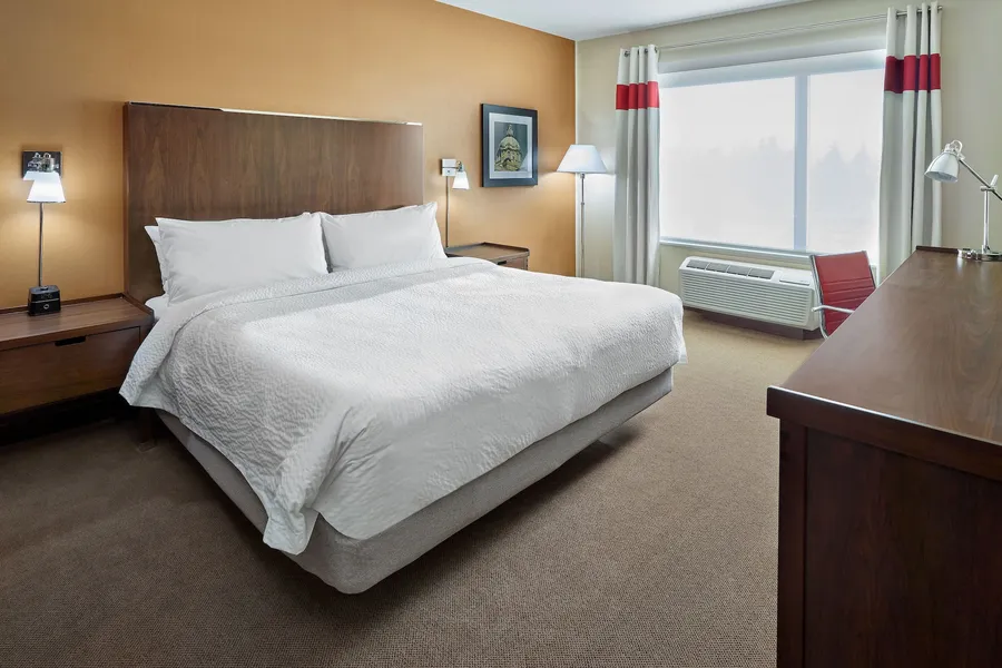 Four Points by Sheraton Edmonton West hotel detail image 6