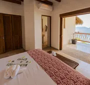 Pacífica Grand Zihuatanejo hotel detail image 7