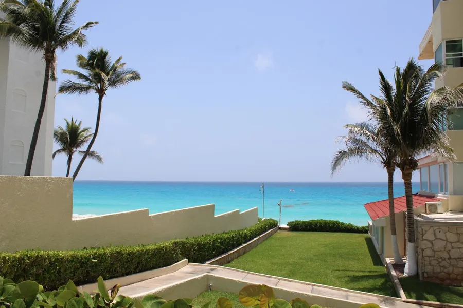 Bsea Cancun Plaza Hotel hotel detail image 2