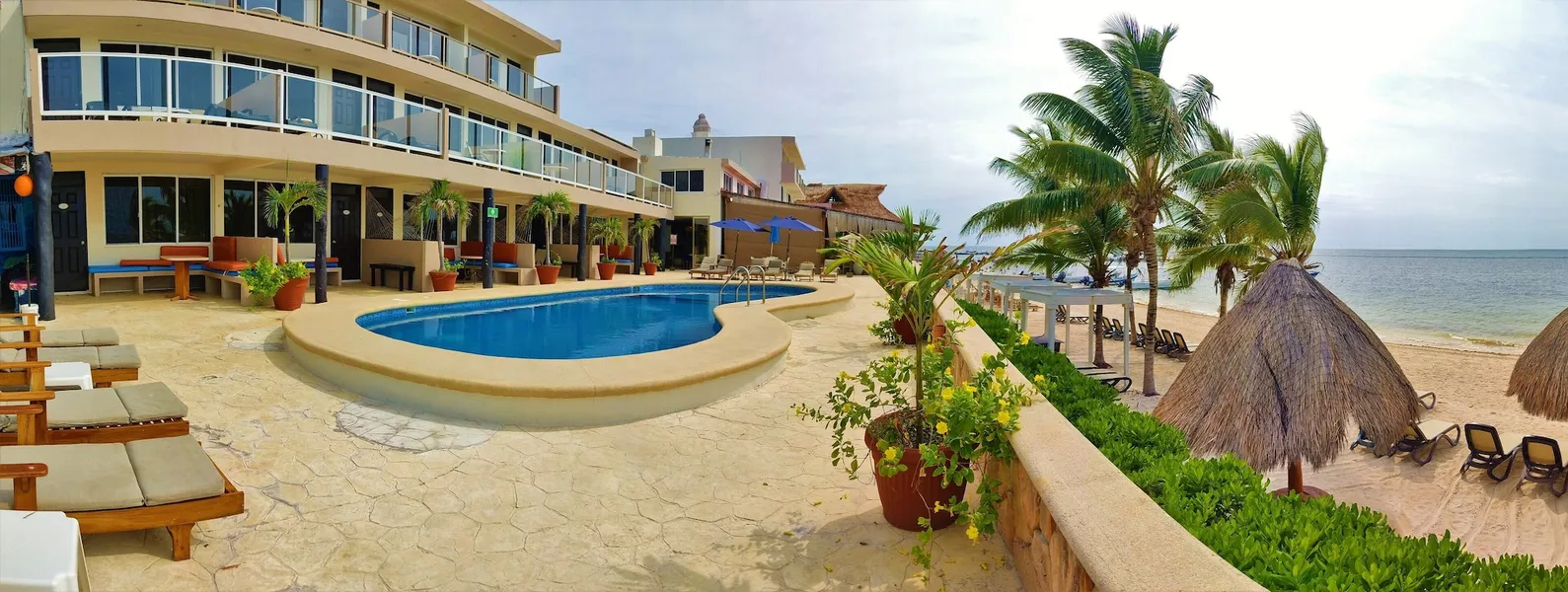 Hacienda Morelos Beach Front Hotel hotel detail image 2