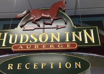Hudson Inn Auberge hotel thumbnail 7