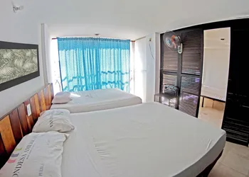 Condesa Americana Acapulco hotel thumbnail 6
