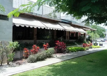 La Joya del Lago hotel thumbnail 4