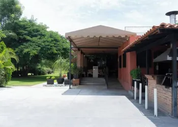 La Joya del Lago hotel thumbnail 6