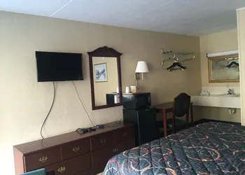 Alcoa Inn hotel thumbnail 6