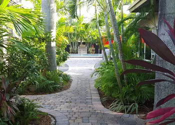 The Cabanas Guesthouse & Spa - Caters to Gay Men hotel thumbnail 5