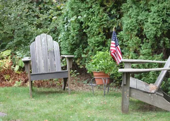 Allen Harbor Breeze Inn & Gardens hotel thumbnail 8