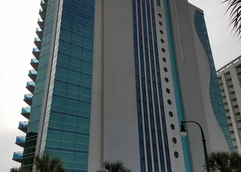 Oceans One Resort hotel thumbnail 2