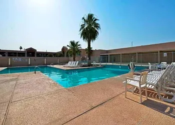 Americas Best Value Inn Yuma hotel thumbnail 6