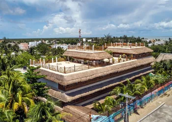 Tropical Suites by MIJ hotel thumbnail 8