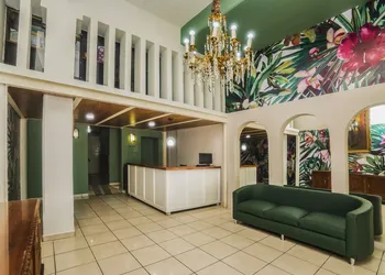 Hotel Trianon hotel thumbnail 3