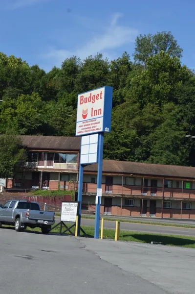 Budget Inn of Claypool Hill hotel detail image 6