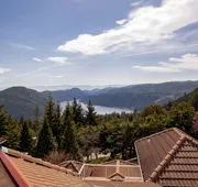 Villa Eyrie Resort hotel detail image 4