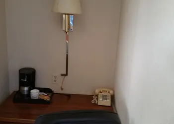Spillway Motel hotel thumbnail 5