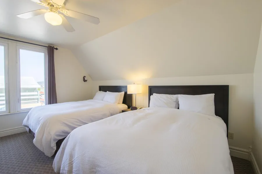 Sunrise Inn Villas and Suites hotel detail image 2