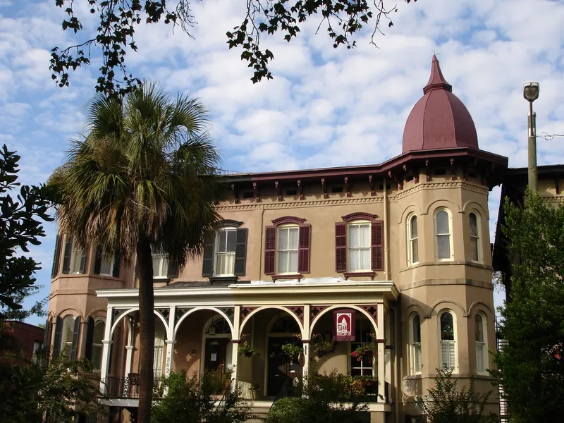 McMillan Inn Bed and Breakfast hotel detail image 2