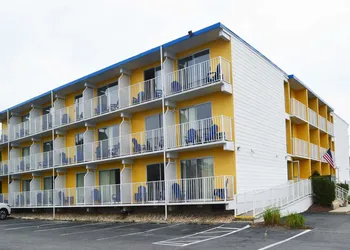 Seaside Inn hotel thumbnail 2