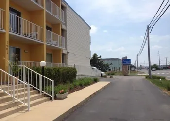 Seaside Inn hotel thumbnail 5