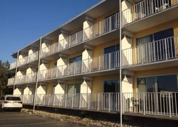 Seaside Inn hotel thumbnail 6