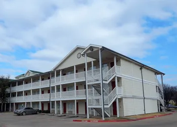 InTown Suites Extended Stay Lewisville TX East Corporate Drive hotel thumbnail 3