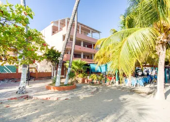 Hotel del Pescador BeachFront hotel thumbnail 2