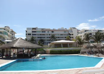Suites Brisas Cancun hotel thumbnail 7