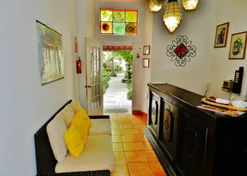 Hotel Rosa Morada hotel thumbnail 7