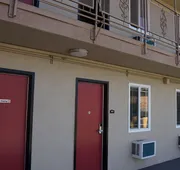 Budget Inn hotel detail image 5
