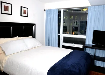 JJ Furnished Apartments Downtown Toronto: Element hotel thumbnail 3