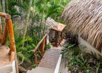 Cabanas Biuzaa hotel thumbnail 5