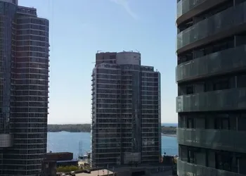 Pelicanstay at Rogers Centre hotel thumbnail 2