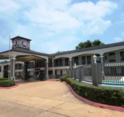 Express Inn Tomball hotel detail image 3
