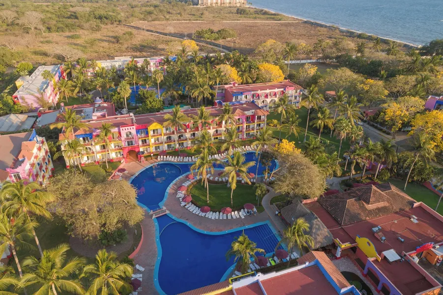 Grand Decameron Complex Bucerias, A Trademark All Inclusive hotel detail image 2