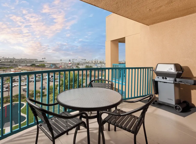WorldMark Oceanside hotel detail image 2