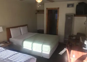 Prospector Motel hotel thumbnail 8