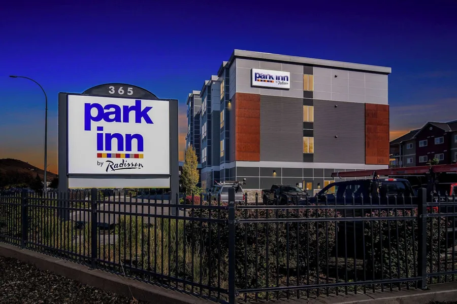 Park Inn by Radisson, Kelowna hotel detail image 2