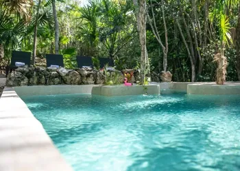 Hotel Buenavista Bacalar Jungle Experience hotel thumbnail 3