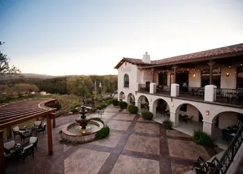 The Inn at Croad Vineyards hotel thumbnail 4