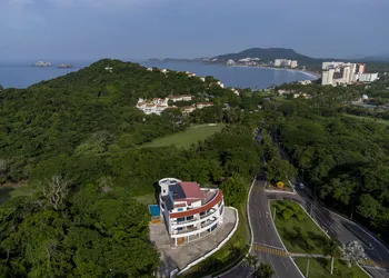 La Loma Suites hotel thumbnail 5