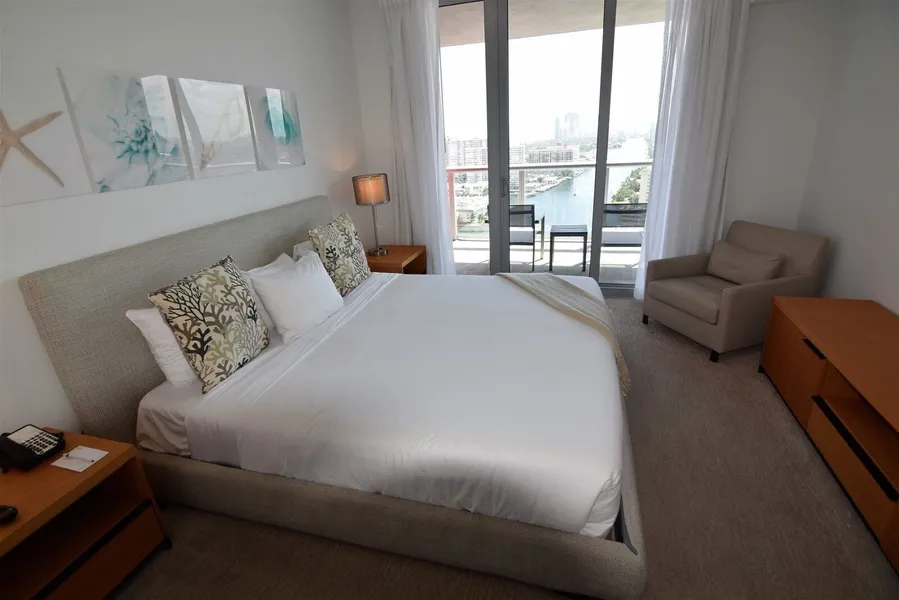 Ocean & Bay View Residence 1 Bed 1 Bath @ Beachwalk hotel detail image 6