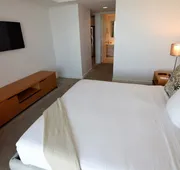 Ocean & Bay View Residence 1 Bed 1 Bath @ Beachwalk hotel detail image 7