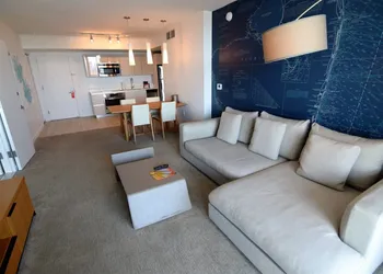 Ocean & Bay View Residence 1 Bed 1 Bath @ Beachwalk hotel thumbnail 8