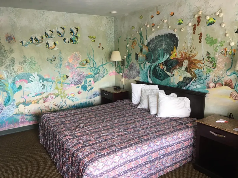 Delux Inn & Suites hotel detail image 2