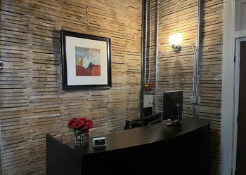 The Skylight hotel thumbnail 2