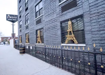 Paris Suites Hotel hotel thumbnail 4